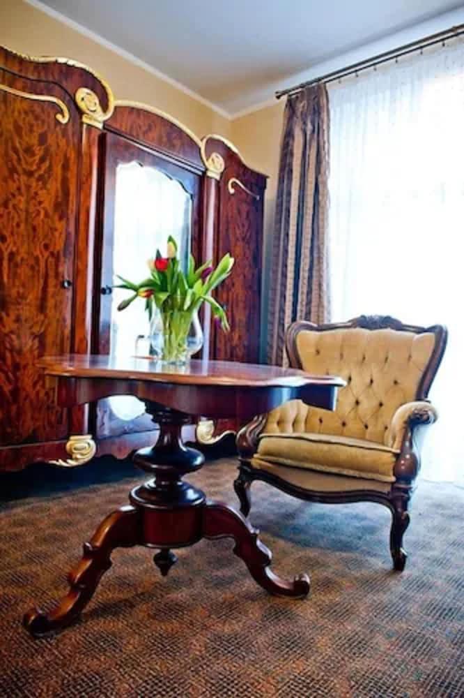 Gaja Aparthotel 3*